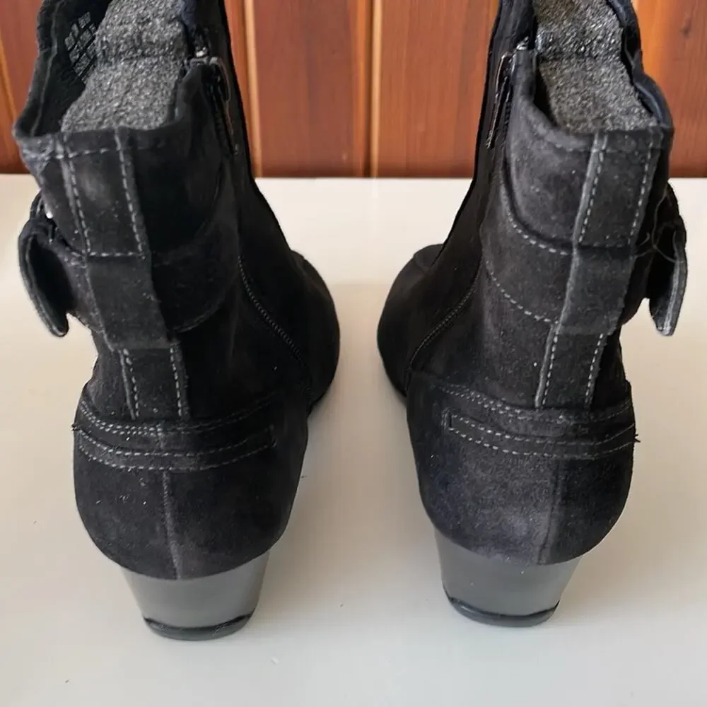 Clarks Artisan collection Womens Dara II wide boots‎ Size 8XW